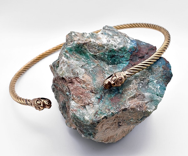 Wikinger Torque mit Drachenenden - Drachen Wendelring - Bronze Halsreif - Wikinger Schmuck von BELANAS SCHATZKISTE