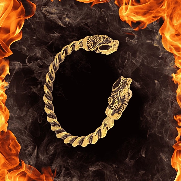 Starker Bronzearmreif Fenrir mit Wölfen - Wolf Armband von BELANAS SCHATZKISTE - keltischer Hund - Armspange Wikinger - Keltischer Schmuck