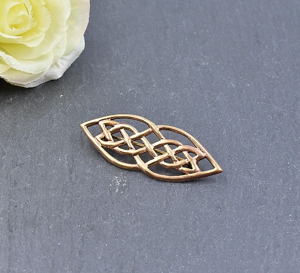 Keltische Brosche im keltischen Knoten Muster - Mittelalter Bronze Fibel - keltischer Schmuck - 1  Stück