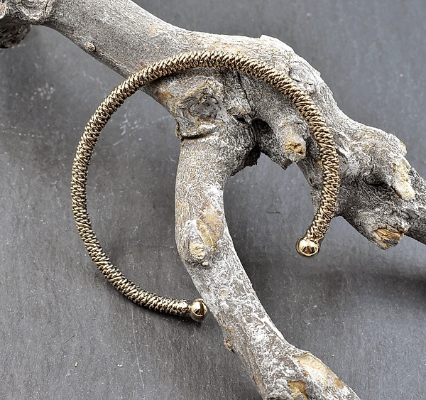 Mittelalterlicher Bronzearmreif für Damen – Handgefertigter Wikinger Schmuck – Keltisches Armband von Belanas Schatzkiste