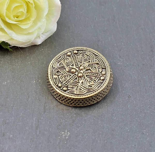 Großartige Dosenfibel von Gotland - Wikinger Schmuck - Reenactment Bronze Brosche - Nordische Fibel