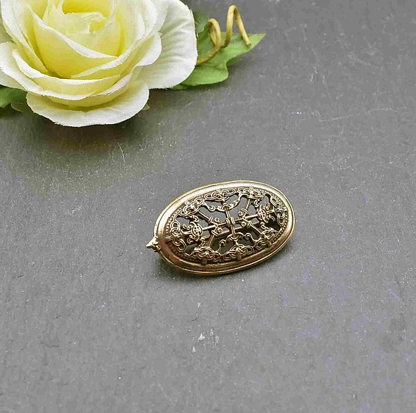 Mini Schildkrötfibel aus Bronze - Kleine Wikinger Gewandschliesse von BELANAS SCHATZKISTE - 1 Stück