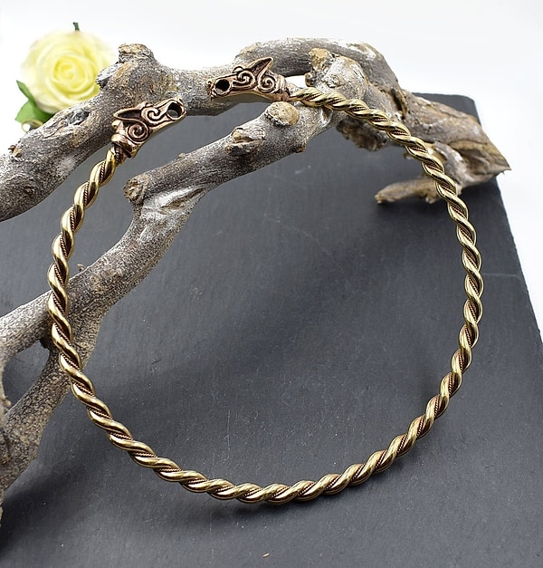 Kräftiger Wikinger Wendelring – Drachen-Torque aus Bronze für Männer & Frauen | Keltischer Halsreif von BELANAS SCHATZKISTE
